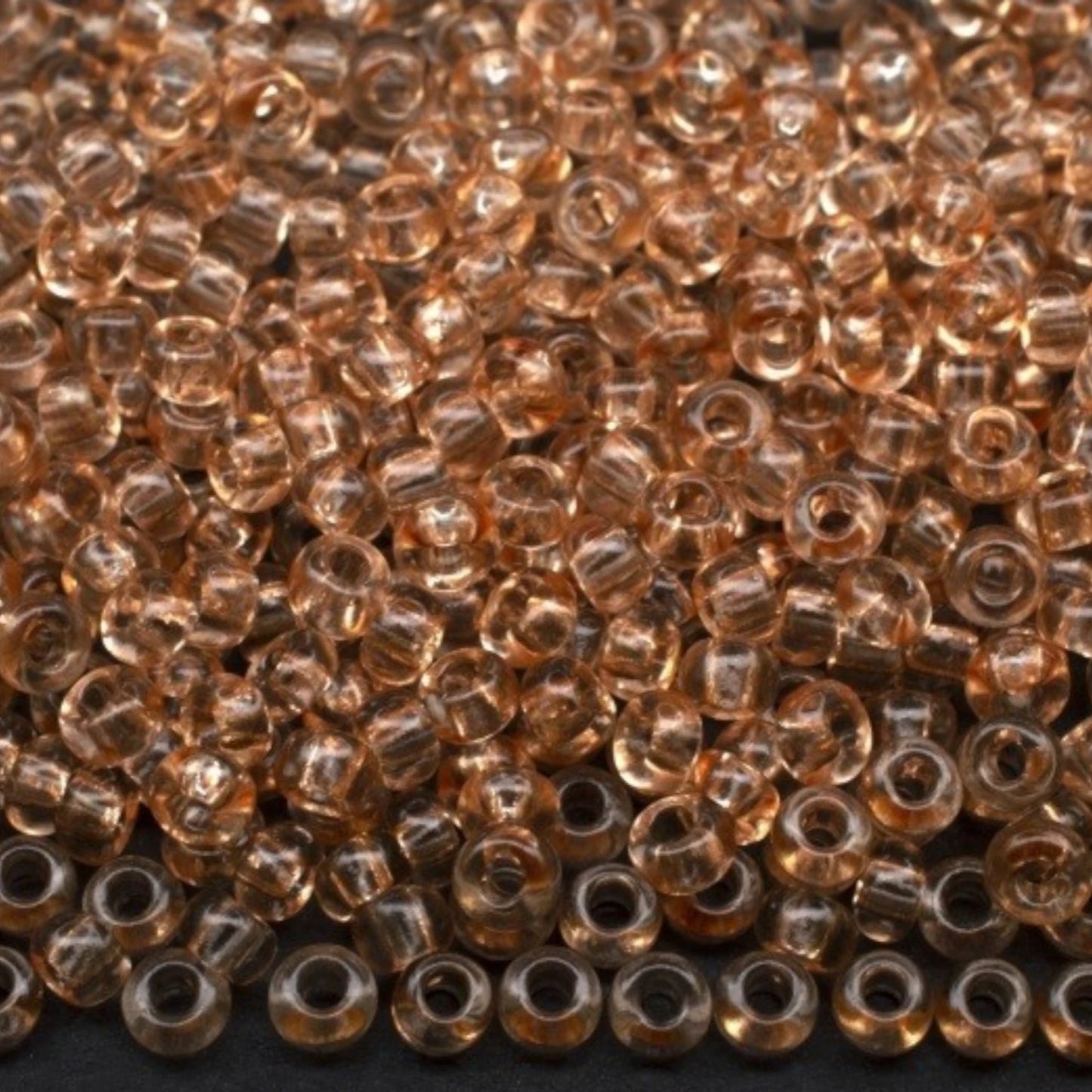 10/0 01111 Preciosa tschechische Glasperlen Rocailles 2,3 mm. Braun Kristall - Solgel gefärbt.