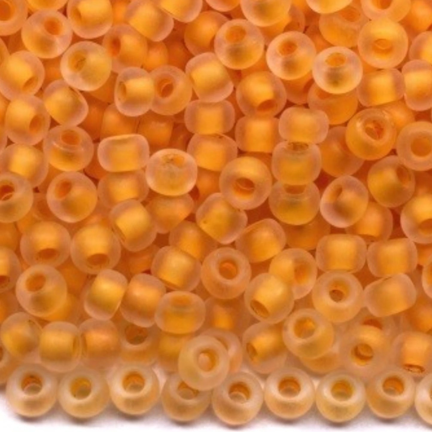 10/0 38383 Mat Preciosa Çek Cam Kum Boncuğu Rocaille Boncuk 2.3mm. Kristal Renkli Çizgili Sarı Mat.