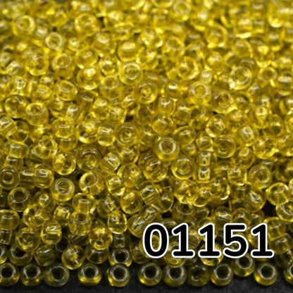 10/0 01151 Preciosa tschechische Glasperlen Rocailles 2,3 mm. Grüner Kristall – Solgel gefärbt.