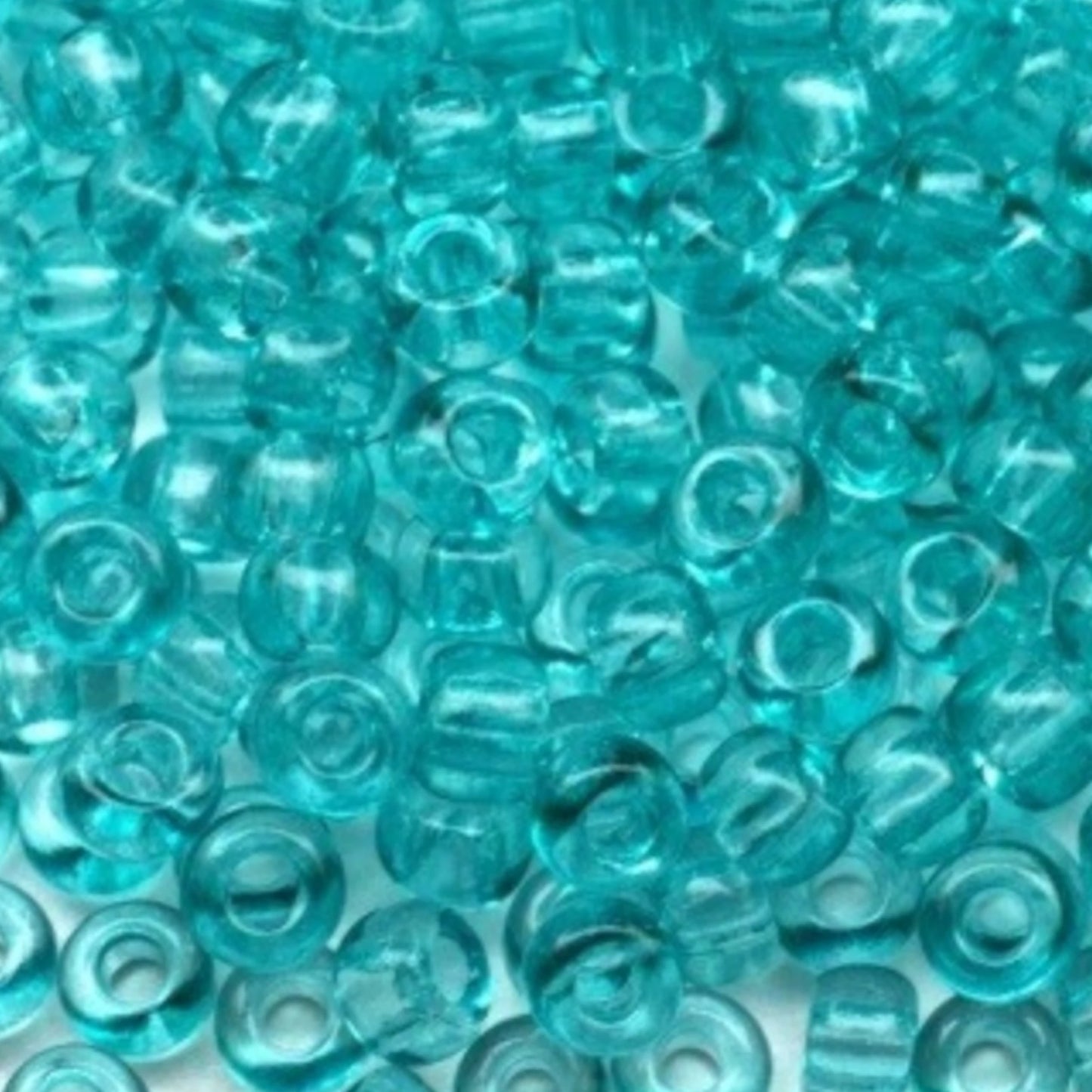 Missangas/Miçangas Pequenas (contas miúdas) de Vidro Checo Preciosa 10/0 01165 Rocaille 2,3 mm. Cristal Verde - Tingido por Solgel.