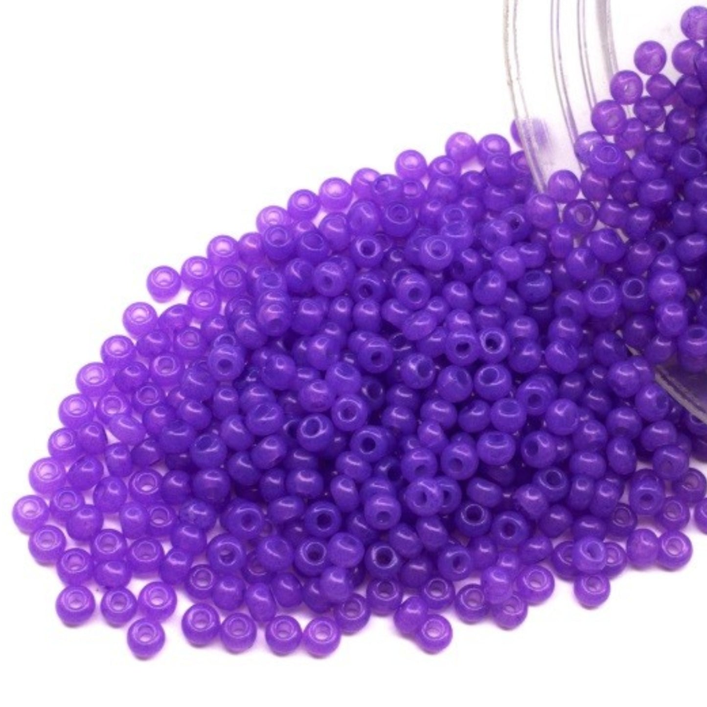 02623 Czech seed beads PRECIOSA round 10/0 purple. Alabaster - Solgel Dyed.