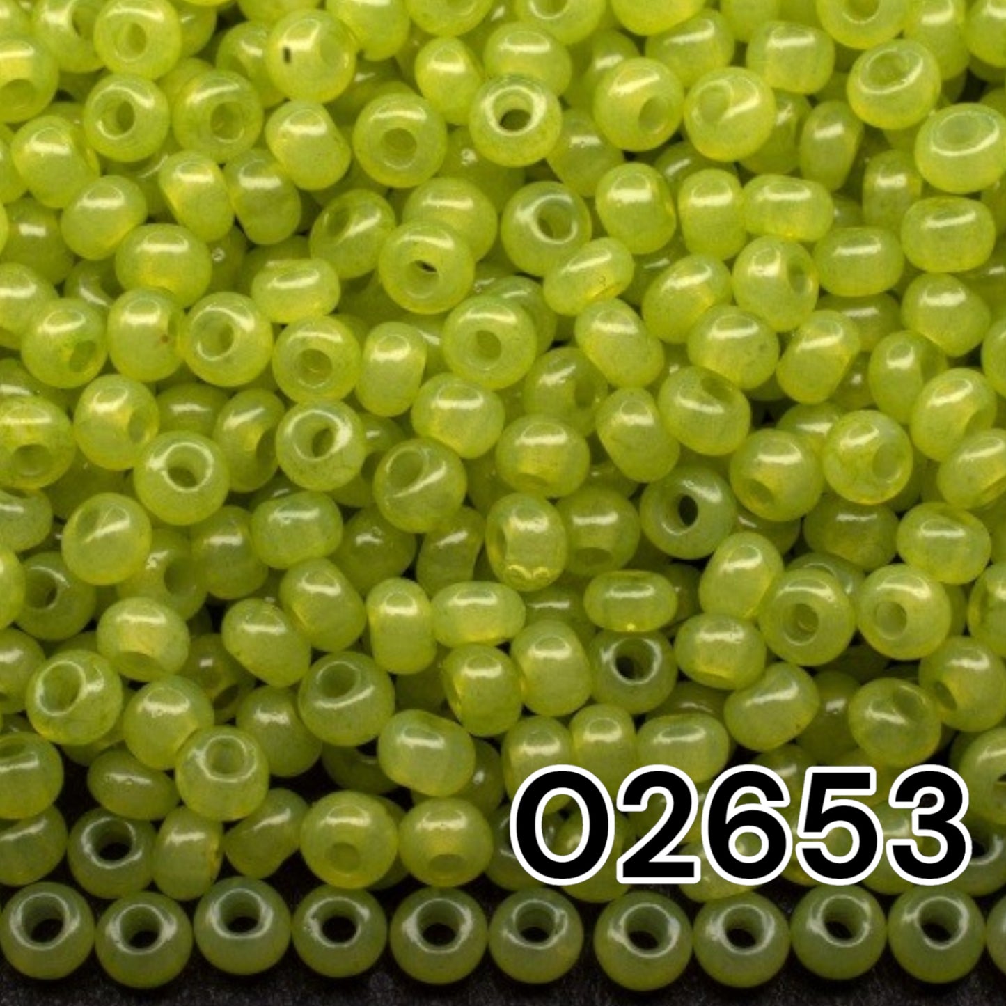 02653 Czech seed beads PRECIOSA round 10/0 light green. Alabaster - Solgel Dyed.