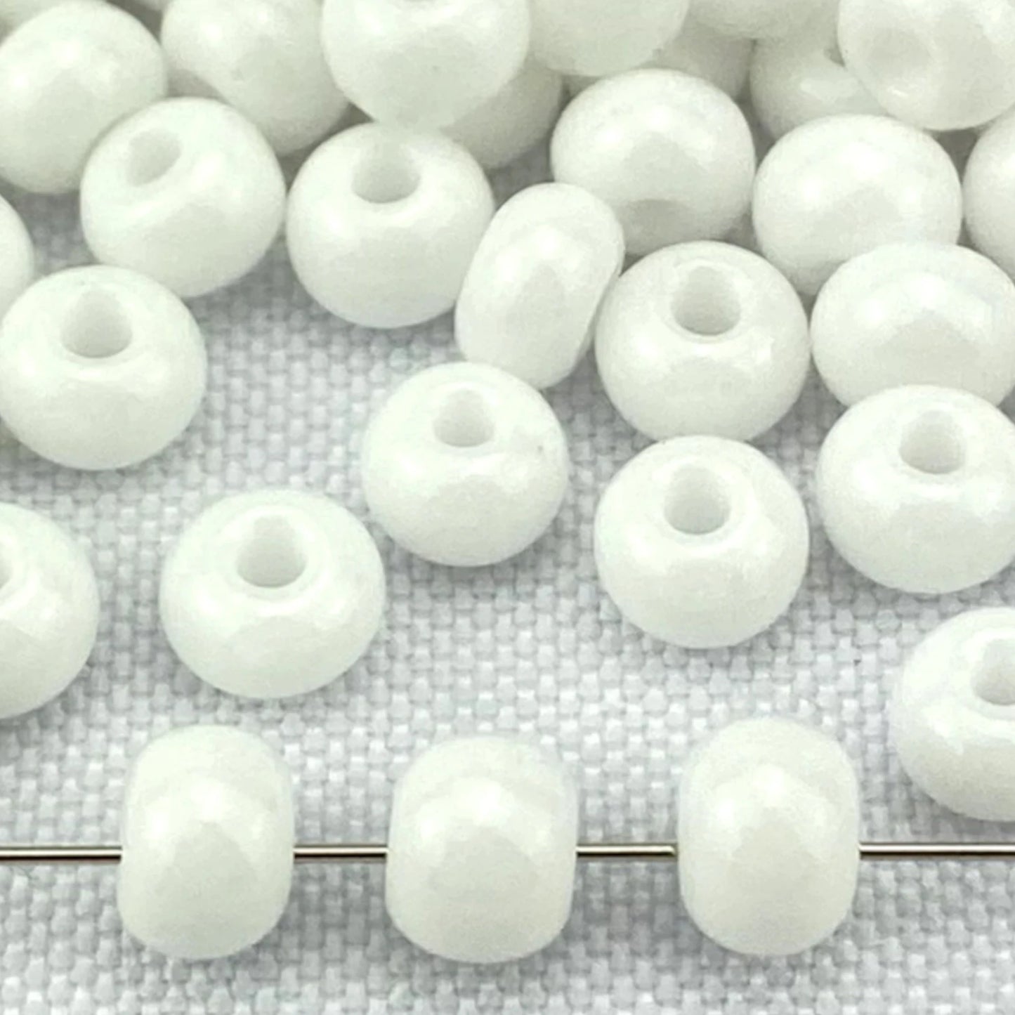 2/0 03050 Preciosa Czech Glass Seed Beads Rocailles 6.1mm. White Opaque natural.