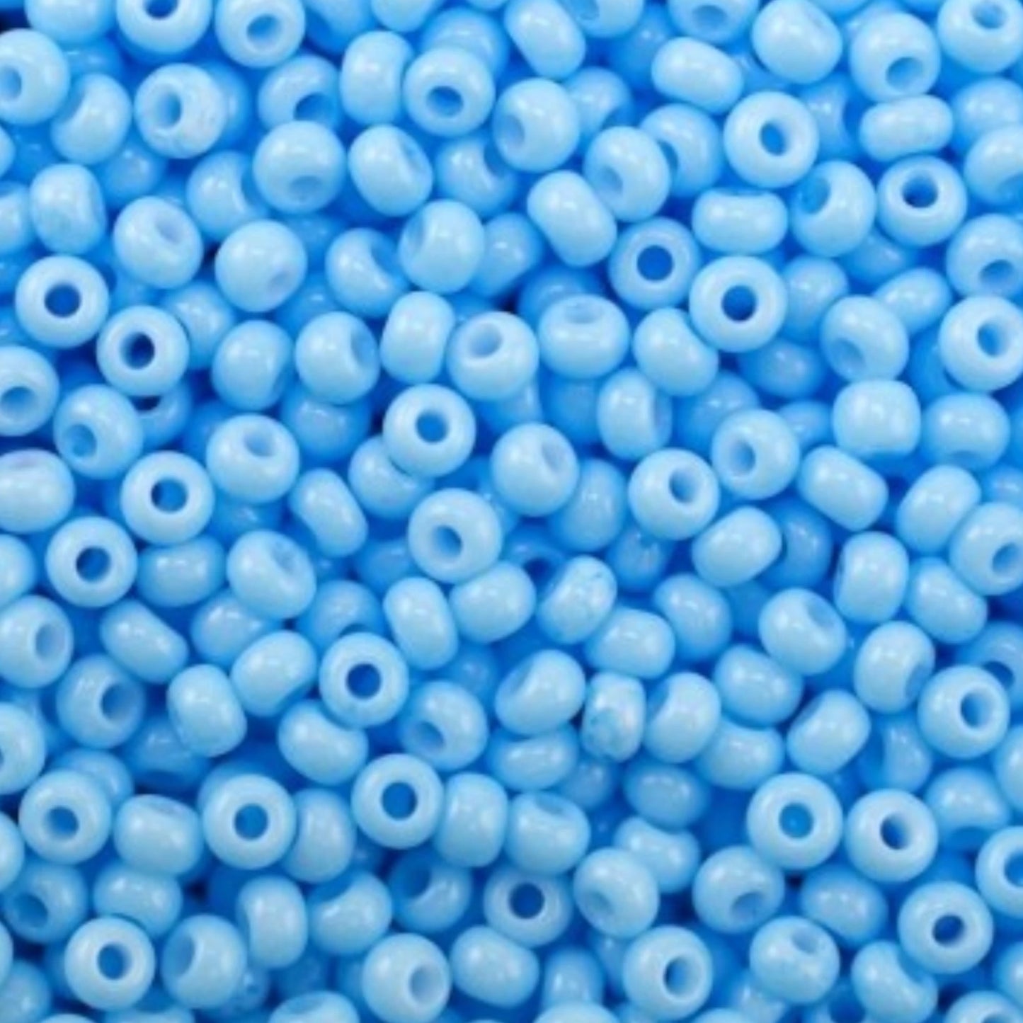 Perline di vetro ceco Preciosa 10/0 03134 Rocaille da 2,3 mm. Blu gesso - colorate con Solgel.