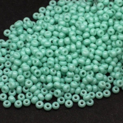 Missangas/Miçangas Pequenas (contas miúdas) de vidro checo Preciosa 10/0 03164 Rocaille 2,3 mm. Turquesa giz - tingidas com Solgel.