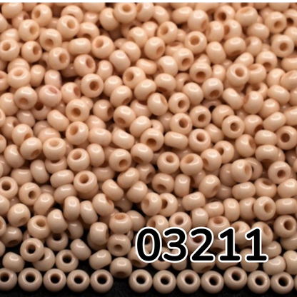 Koraliki Preciosa Czech Glass Seed Beads Rocailles 10/0 03211, 2,3 mm. Beżowy kredowy - barwione metodą Solgel.