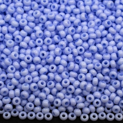 Perles de Rocaille en verre tchèque Preciosa 10/0 03231, 2,3 mm. Bleu craie - Teinté Solgel.
