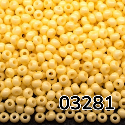 Perles de Rocaille en verre tchèque Preciosa 10/0 03281, 2,3 mm. Jaune craie - Teinté au solgel.