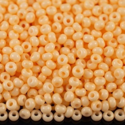 10/0 03283 Preciosa tjekkiske glasperler Rocailles 2,3 mm. Gul-orange kridt - Solgel farvet.