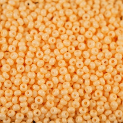 10/0 03283 Preciosa tjekkiske glasperler Rocailles 2,3 mm. Gul-orange kridt - Solgel farvet.