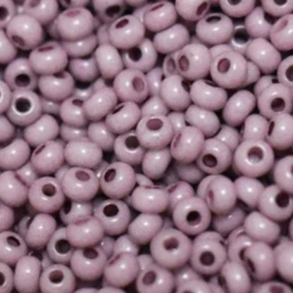 10/0 03695 Preciosa böhmische Glasperlen Rocailles 2,3 mm. Beige Lila Kreide - Solgel gefärbt.