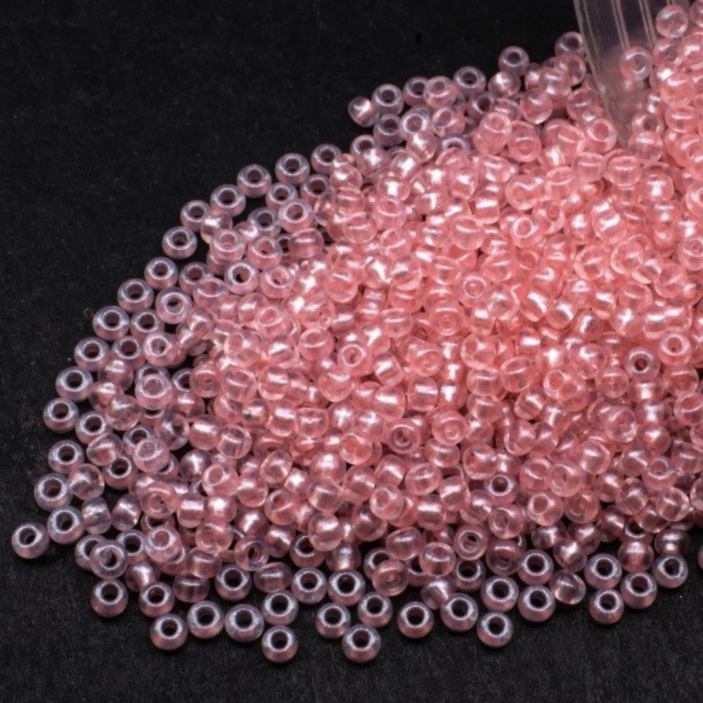 08198 Czech seed beads PRECIOSA Rocailles 10/0 pink. Crystal - Terra Pearl.