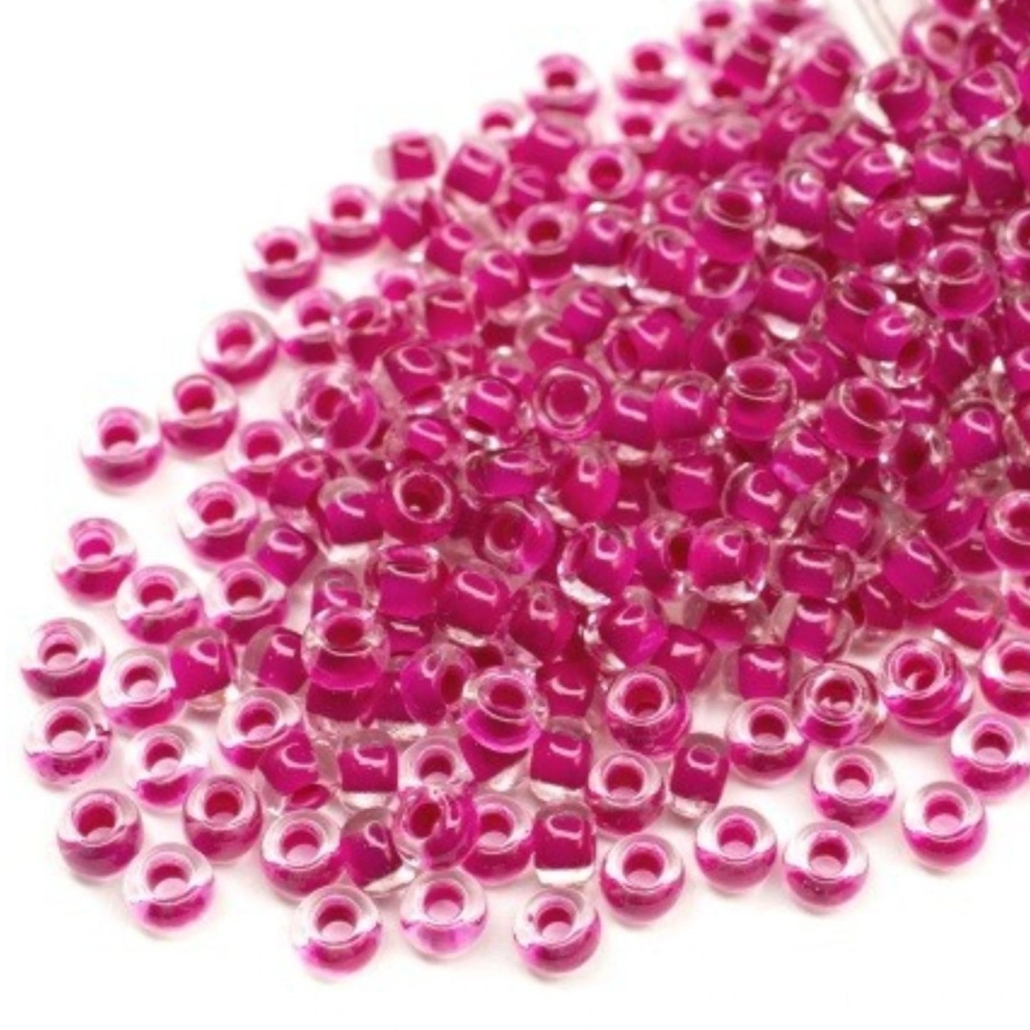 6/0 08A26 Preciosa Çek Camı Kum Boncuğu Rocaille Boncuk 4.1mm. Kristal terra yoğun pembe astar.