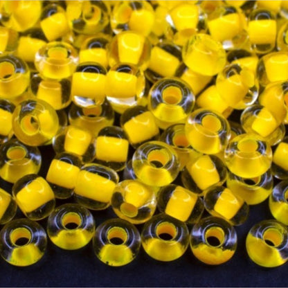 6/0 08A86 Preciosa Czech Glass Koraliki Rocailles 4.1mm. Kryształowe terra intensywne żółte wykończenie.