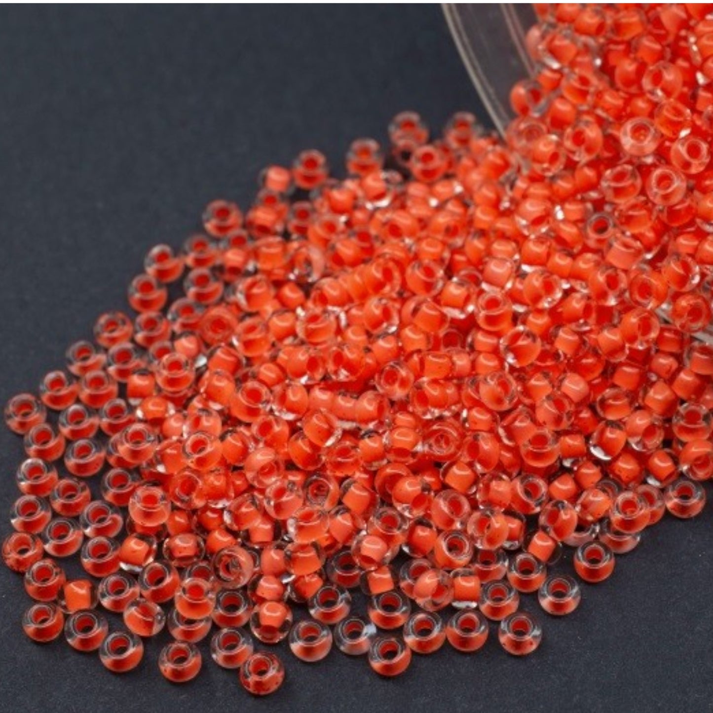 10/0 08A91 Preciosa Czech Glass Seed Beads Rocailles 2.3mm. Terra Intensiv Lined - Orange.
