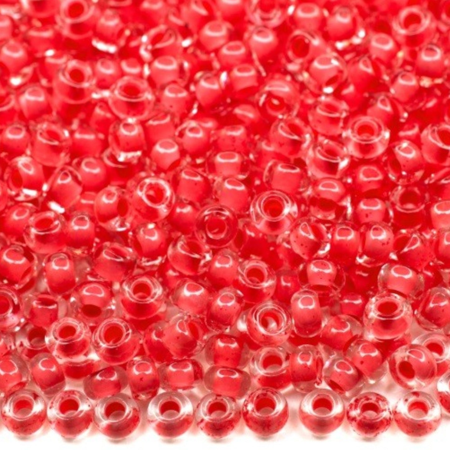 10/0 08A98 Preciosa Czech Glass Seed Beads Rocailles 2.3mm. Terra Intensiv Lined - Red.