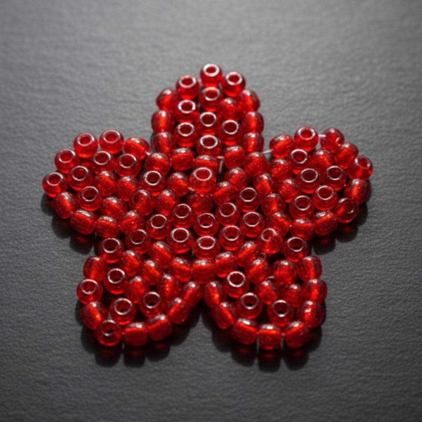 10/0 08A98 Preciosa Czech Glass Seed Beads Rocailles 2.3mm. Terra Intensiv Lined - Red.