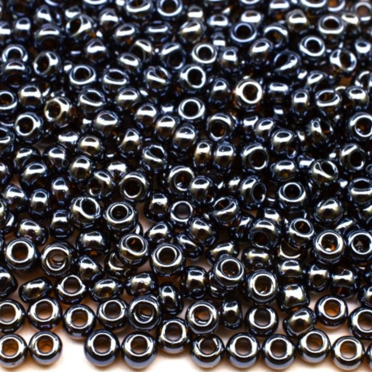 10/0 16140 Preciosa Czech Glass Seed Beads Rocailles 2.3mm. Dark Topaz Transparent Sfinx.