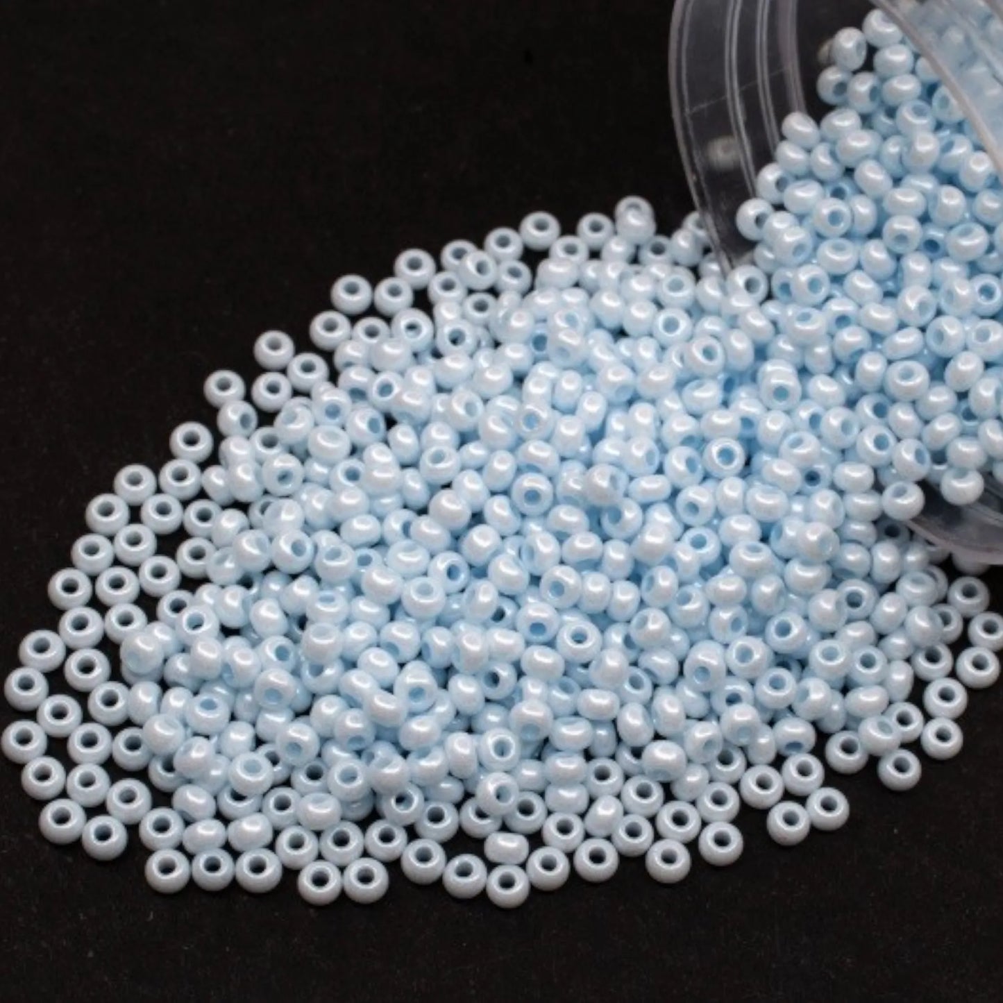 16236 Czech seed beads PRECIOSA round 10/0 light blue. Chalk - Terra Pearl.