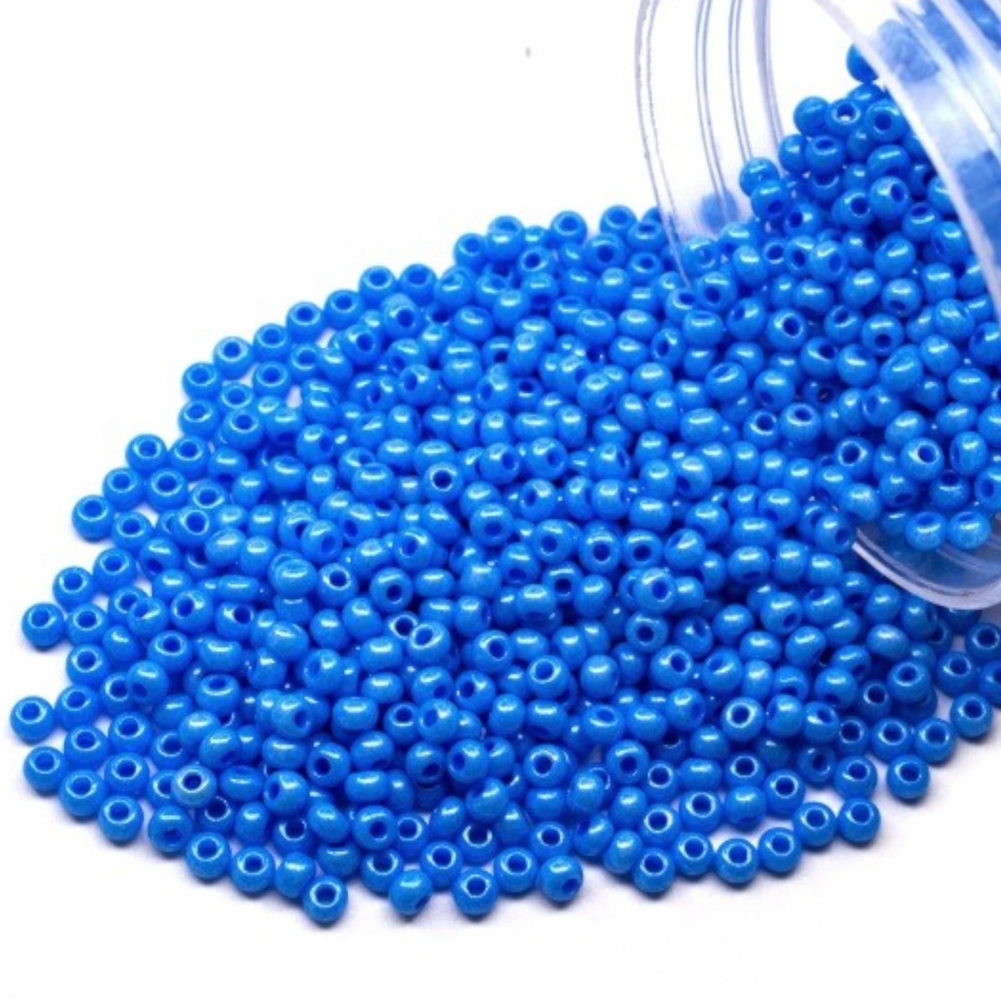 10/0 16336 Preciosa Seed Beads. Chalk Light Blue. - VadymShop