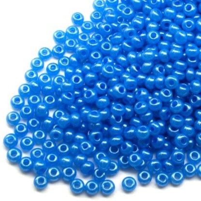 10/0 17336 Preciosa Perles de Rocaille en verre tchèque 2.3mm. Bleu Ceylan, blanc albâtre, lustre – teintes Terra.