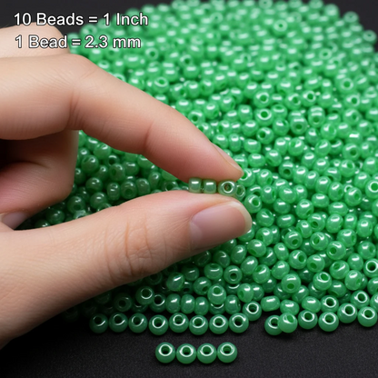 10/0 17356 Preciosa Missangas/Miçangas Pequenas (contas miúdas) de Vidro Checo Rocaille 2.3mm. Verde Ceylon, Branco Alabastro com Brilho - Tingido Terra.