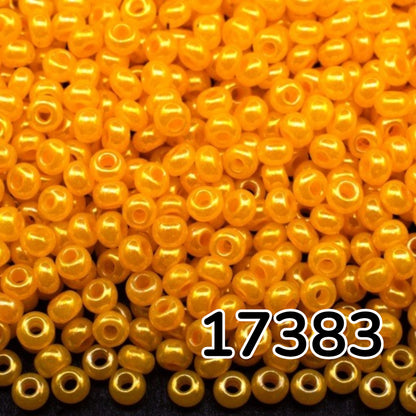 10/0 17383 Preciosa Čekiški stiklo karoliukai Rokajaus 2.3mm. Perlų geltona, alebastrinė balta, blizgi – dažyti Terra.