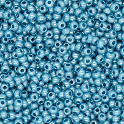 10/0 17565 Preciosa čekiško stiklo Karoliukai Rokajaus 2.3mm. Mėlyna metalinė dažyto alabastro spalva, Sfinx.