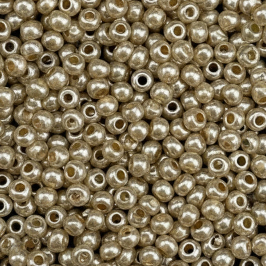 10/0 17584 Preciosa Mărgele din sticlă cehească Rocaille 2.3mm. Alabastru vopsit portocaliu-maroniu metalizat, Sfinx.