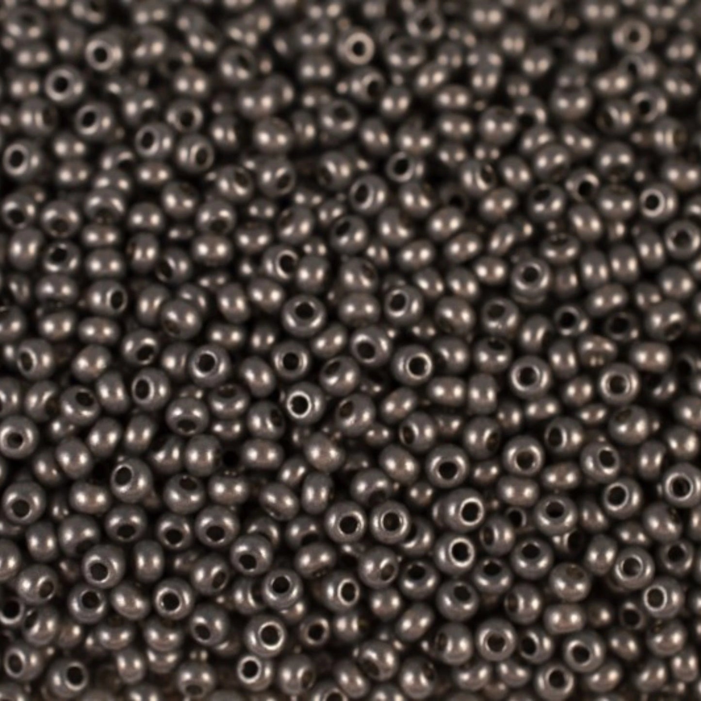 10/0 17749 Perline di Vetro Ceco Preciosa Rocaille 2,3 mm. Alabastro Metallico Nero - Terra Tinto.