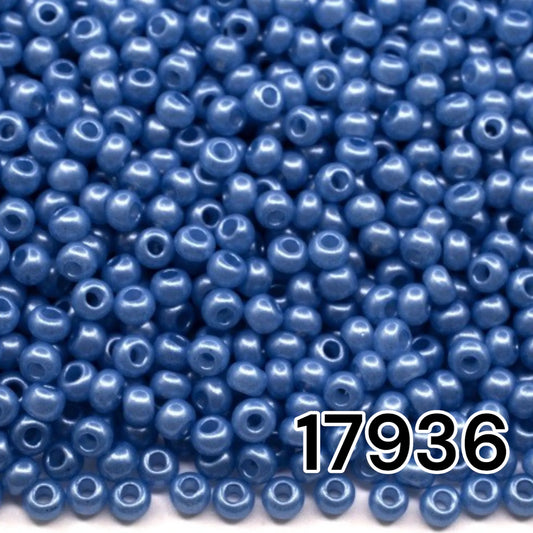 17936 Tschechische Rocailles PRECIOSA rund 10/0 blau. Alabaster - Terra Pearl.