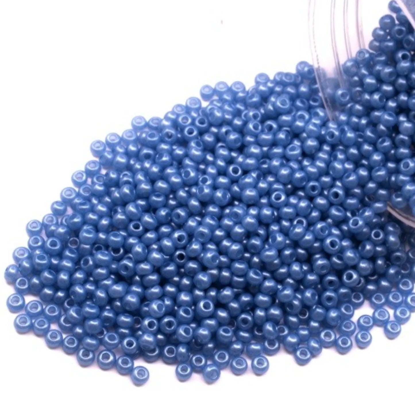 17936 Czech seed beads PRECIOSA round 10/0 blue. Alabaster - Terra Pearl.