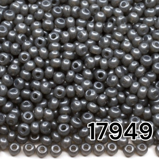 17949 Rocailles tchèques PRECIOSA rondes 10/0 gris. Albâtre - Terra Pearl.