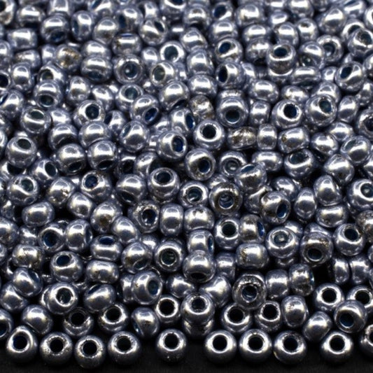 10/0 18131 Preciosa tjekkiske glasperler Perler Rocailles 2.3mm. Blå Metallic - Solgel.
