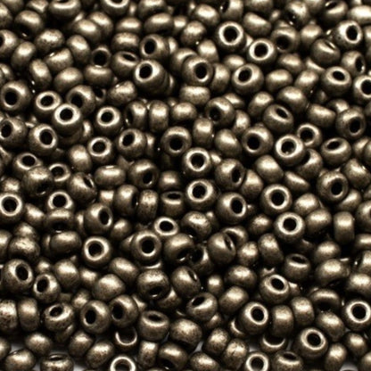 10/0 18549 matte Preciosa böhmische Glasperlen Rocailles 2,3 mm. Grau Metallic - Terra gefärbt.