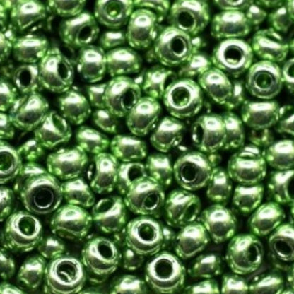 6/0 18556 Preciosa Czech Glass Perler Rocailles 4.1mm. Grøn Metallic.