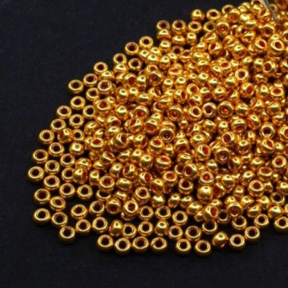 10/0 18581 Preciosa Czech Glass Seed Beads Rocailles 2.3mm. Gold Metallic - Terra Dyed.