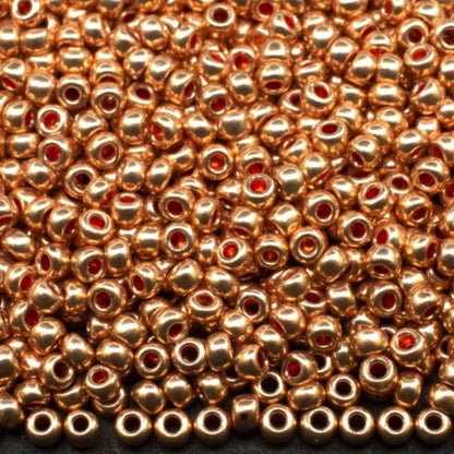 6/0 18589 Preciosa Чехски стъклени Малки Мъниста Рокайли 4.1mm. Оранжево Металик.