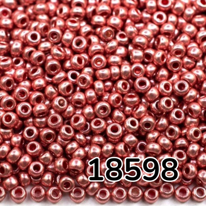 10/0 18598 Perles en verre tchèque Preciosa de Rocaille 2,3 mm. Rouge métallique - Teint terre.