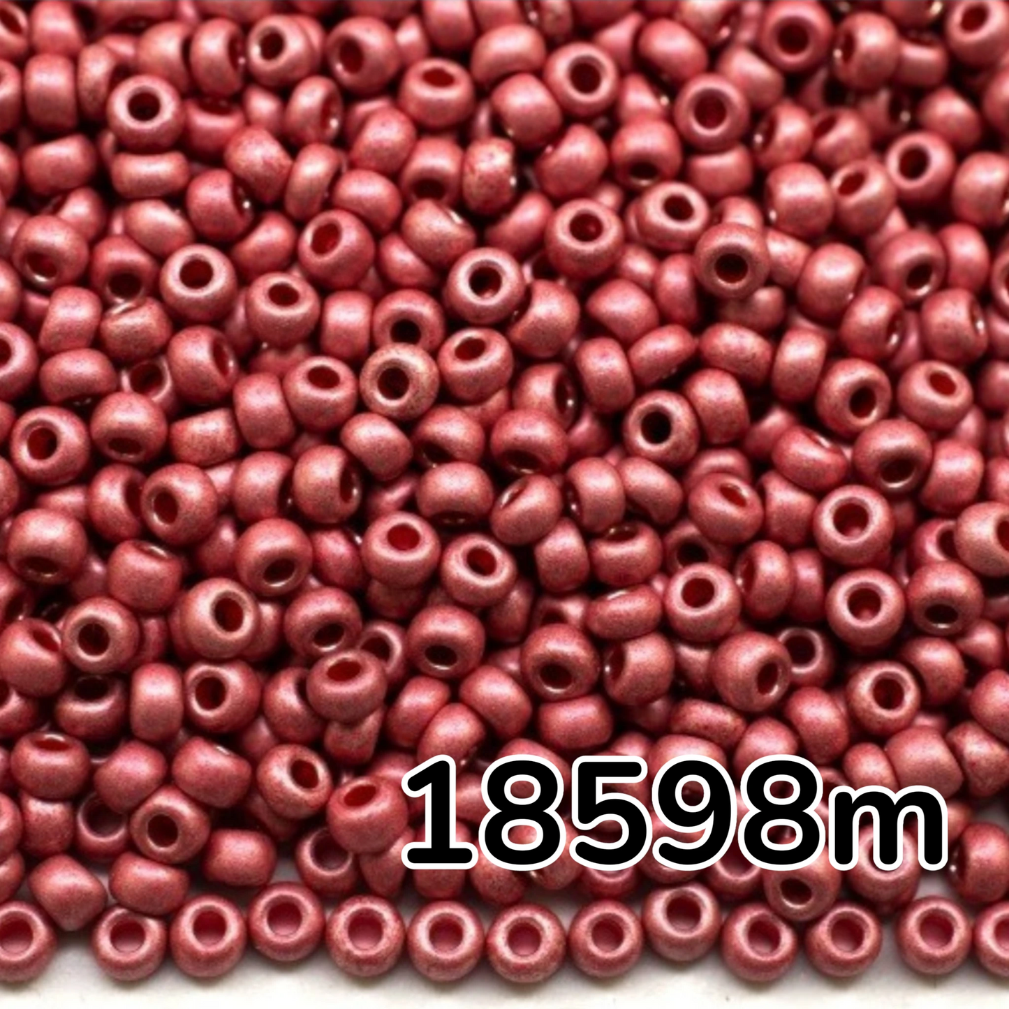 10/0 18598 matiniai Preciosa čekų stiklo karoliukai rokajaus 2,3 mm. Raudoni metaliniai – Terra dažyti.