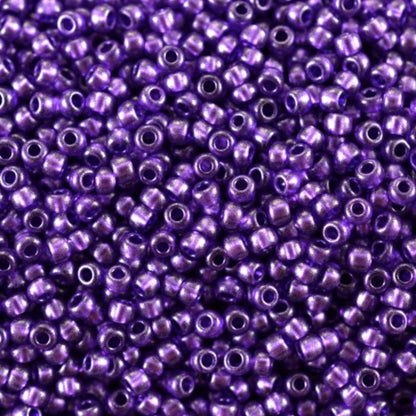 10/0 18928 Preciosa Perles de Rocaille en verre tchèque 2.3mm. Cristal teinté violet métallisé.