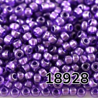 10/0 18928 Preciosa Perles de Rocaille en verre tchèque 2.3mm. Cristal teinté violet métallisé.