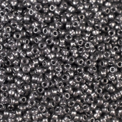 10/0 18942 Preciosa Perles de Rocaille en verre tchèque 2.3mm. Cristal teinté gris métallique.