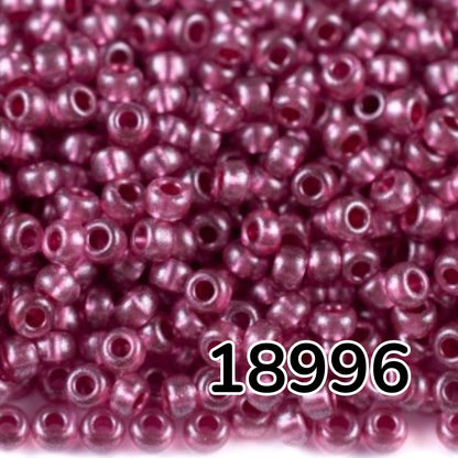10/0 18996 Preciosa Perles de Rocaille en verre tchèque 2.3mm. Cristal teinté violet métallisé.