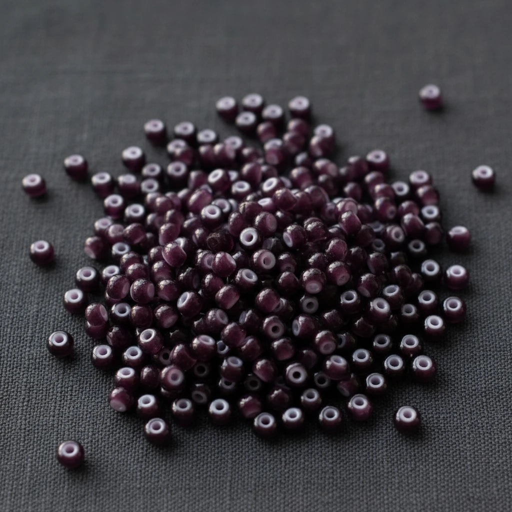2/0 23708 Preciosa Czech Glass Seed Beads Rocailles 6.1mm. Violet Cornelian.