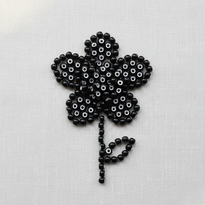 2/0 23798 Preciosa Tsjekkiske glass små perler Rocailleperler 6.1mm. Cornelian svart.