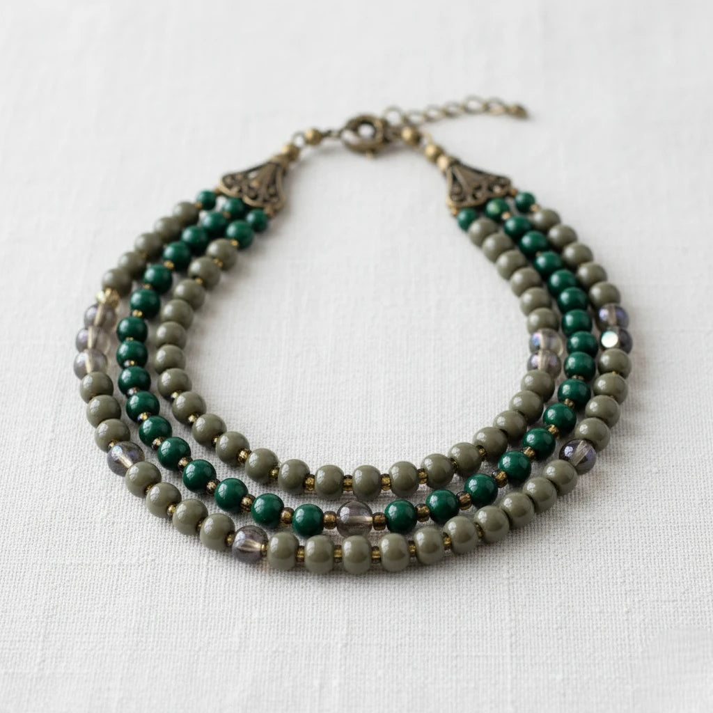 2/0 43020 Preciosa Czech Glass Koraliki Rocailles 6.1mm. Nieprzezroczysty szary.