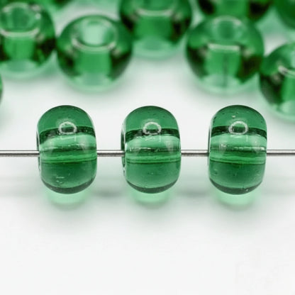 2/0 50100 Preciosa Чехски стъклени Малки Мъниста Рокайли 6.1mm. Прозрачен зелен.