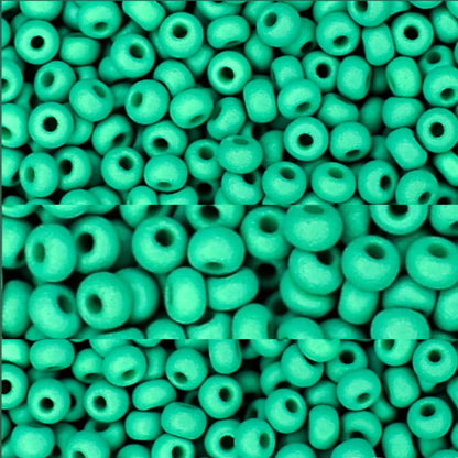 10/0 22m17 Preciosa Seed Beads Rocailles. Green matte PermaLux.