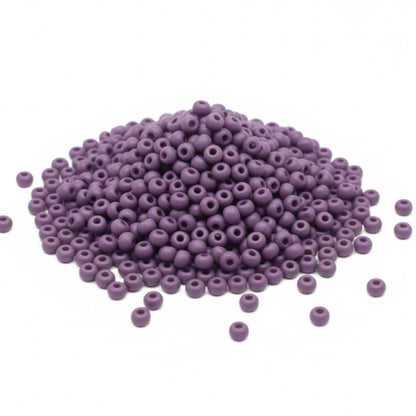10/0 23020matte Preciosa Tsjekkiske glass små perler Rocailleperler 2.3mm. Opaque lilla.